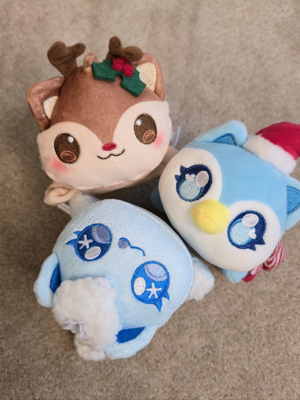 Aphmau MeeMeows Limited Edition Holiday Series Gingerbread Present Snowman Cat